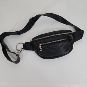 Forever 21 fanny pack